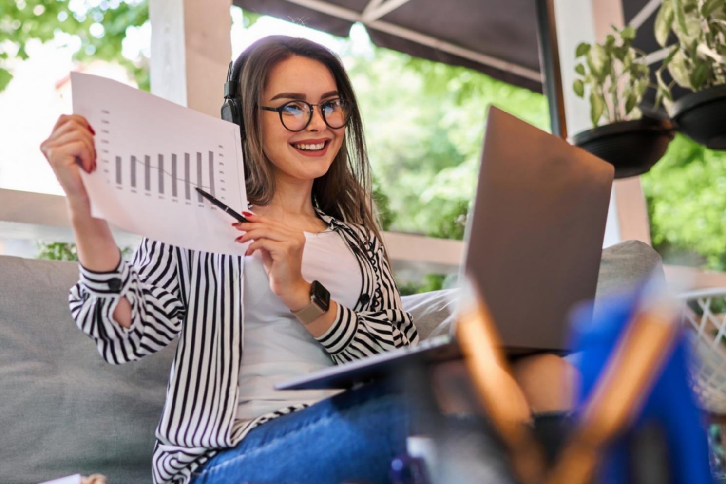 Espacio de trabajo colaborativo con análisis financiero